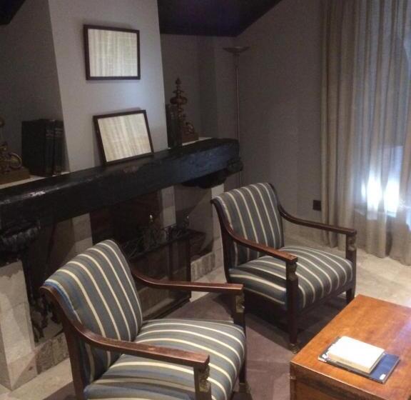 סוויטה, Palacio De Mengibar