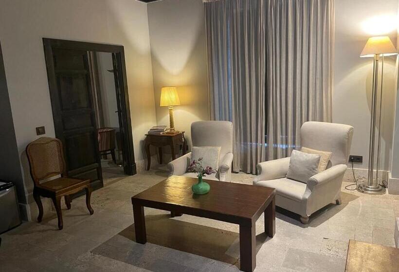 סוויטת ג'וניור דלוקס, Palacio De Mengibar