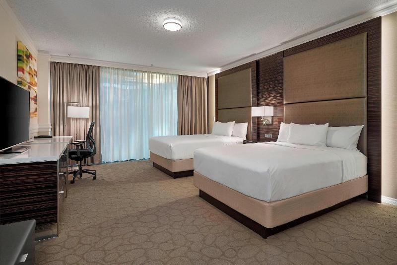 اتاق سوپریور چهار تخته, Petit Palace Plaza Mayor