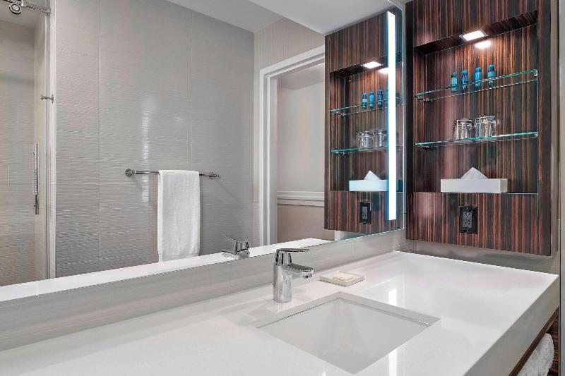 اتاق سوپریور چهار تخته, Petit Palace Plaza Mayor