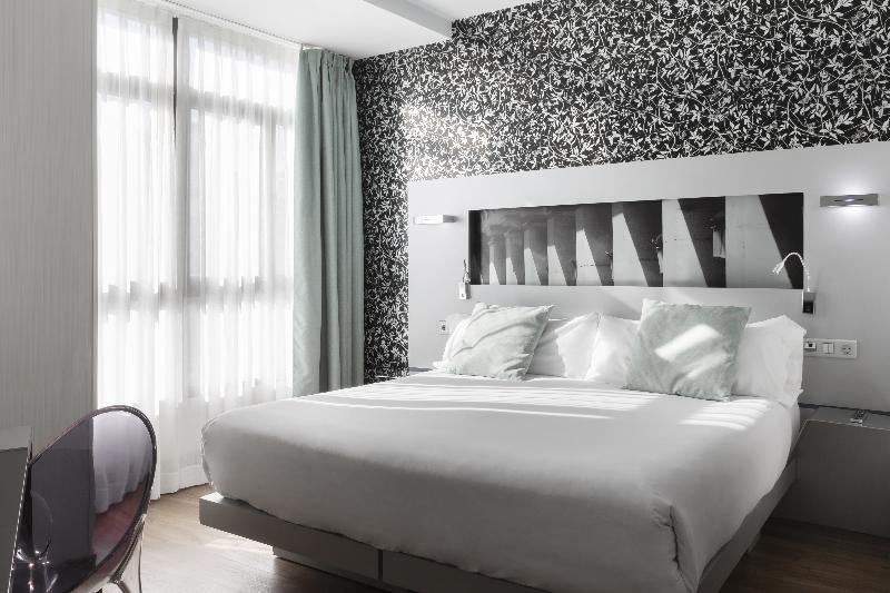 اتاق استاندارد چهار تخته, Petit Palace Plaza Mayor