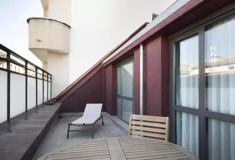 اتاق استاندارد با تراس, Petit Palace Plaza Mayor