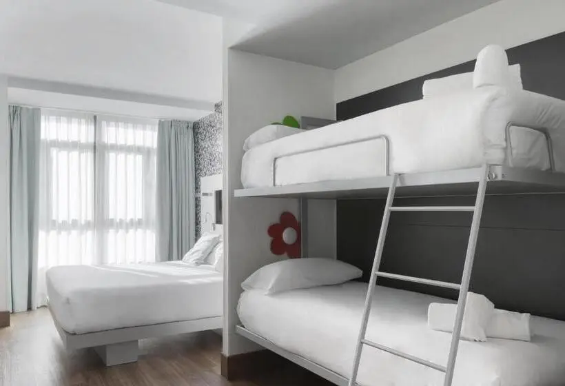اتاق استاندارد چهار تخته, Petit Palace Plaza Mayor