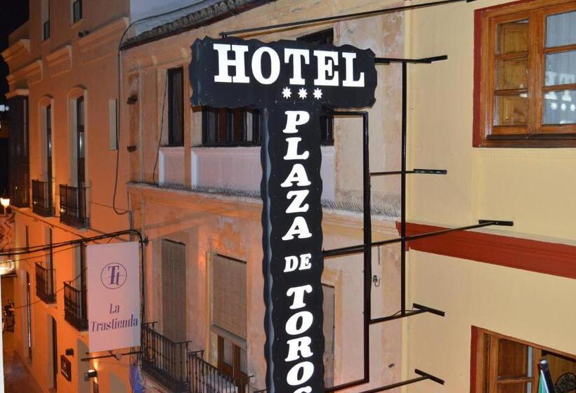 标准单人间, Plaza De Toros