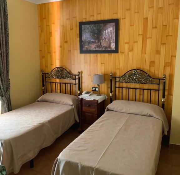 标准间, Plaza De Toros