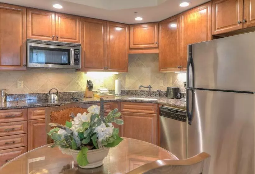 1 Bedroom Apartment River View, Riverstone Condo Resort & Spa