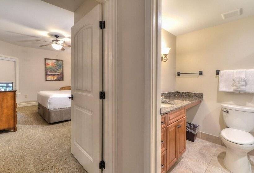 1 Bedroom Apartment River View, Riverstone Condo Resort & Spa