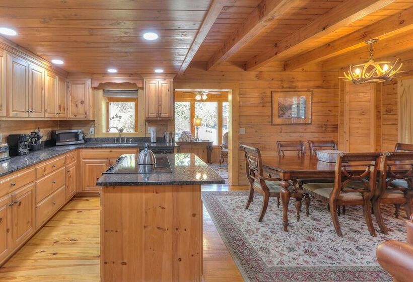 کابین, Riverstone Condo Resort & Spa