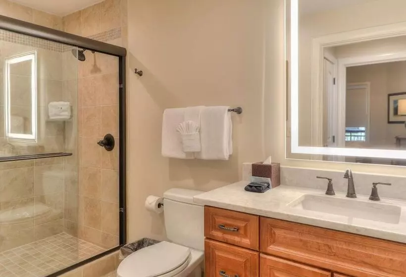 2 Bedrooms Apartment River View, Riverstone Condo Resort & Spa