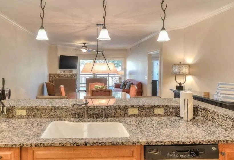 ２ベッドルームアパートメント, Riverstone Condo Resort & Spa