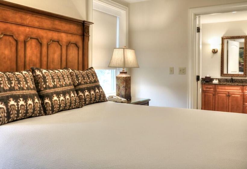 1 Bedroom Apartment River View, Riverstone Condo Resort & Spa