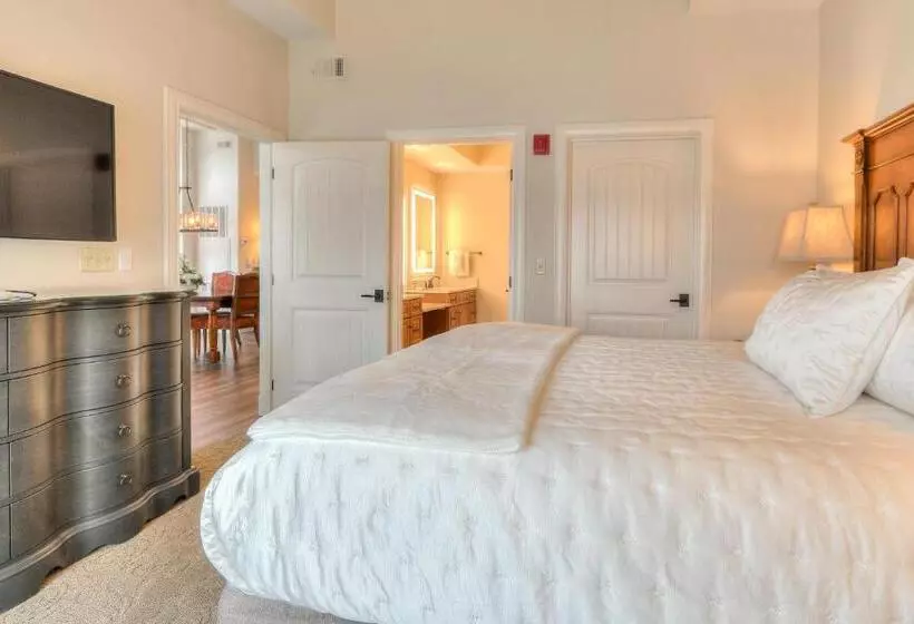ペントハウス２ベッドルームアパート, Riverstone Condo Resort & Spa