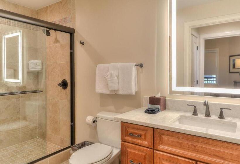 1 Bedroom Penthouse Apartment, Riverstone Condo Resort & Spa