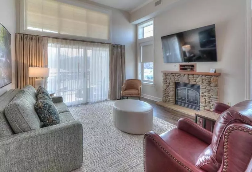１ベッドルームペントハウスアパート, Riverstone Condo Resort & Spa
