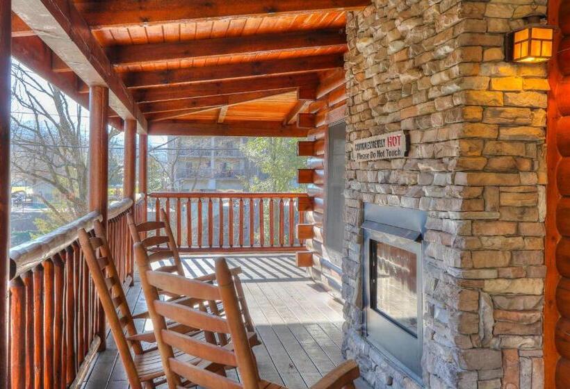 کابین, Riverstone Condo Resort & Spa