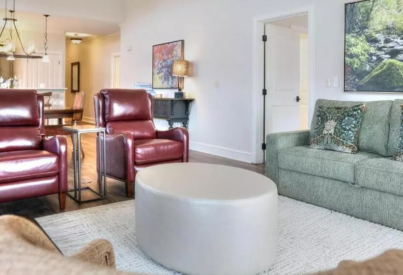 ペントハウス２ベッドルームアパート, Riverstone Condo Resort & Spa