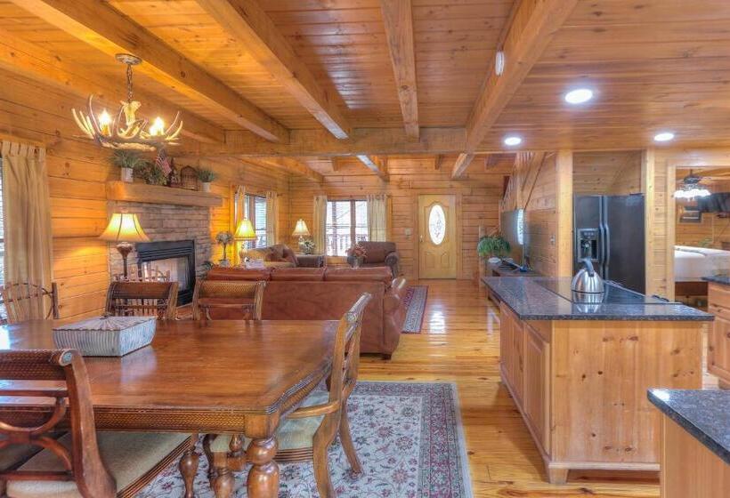 کابین, Riverstone Condo Resort & Spa