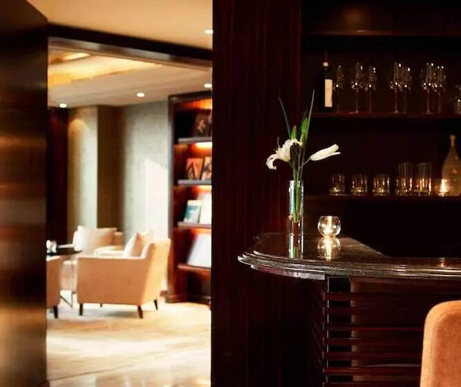 سوییت اجرایی, Sheraton Shenzhen Futian
