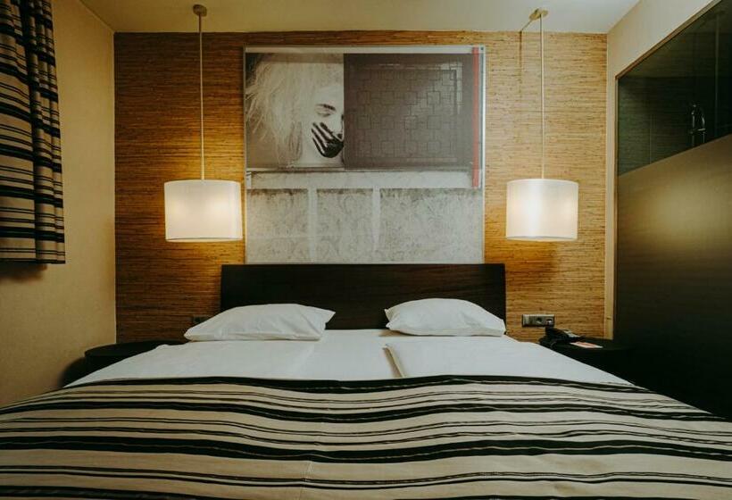 غرفة قياسية, Soho Boutique