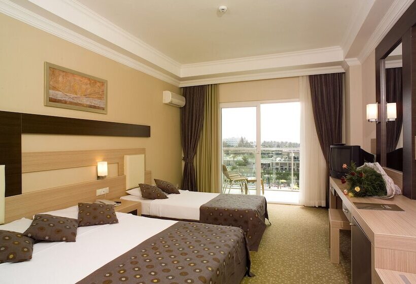 スタンダードトリプルルーム, Telatiye Resort Hotel   All Inclusive
