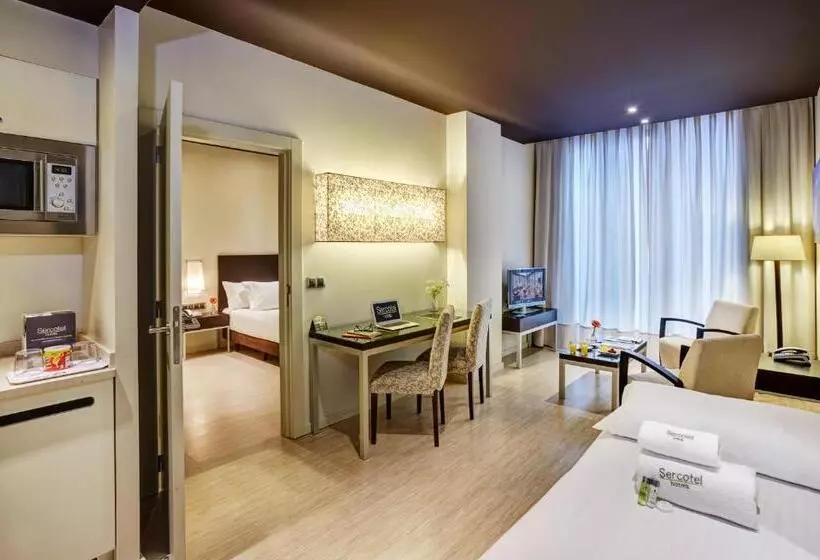 سوییت جونیور, Sercotel Boulevard Vitoriagasteiz