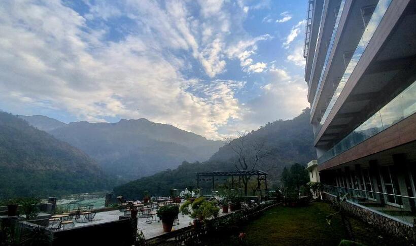Полулюкс, Antalya Rishikesh