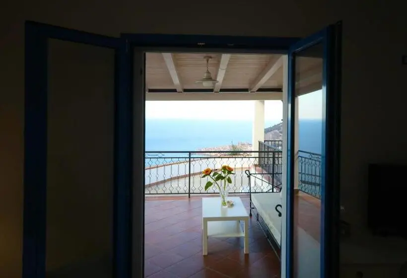 Deluxe-huone Merinäkymä Parveke, Skyview Cefalù