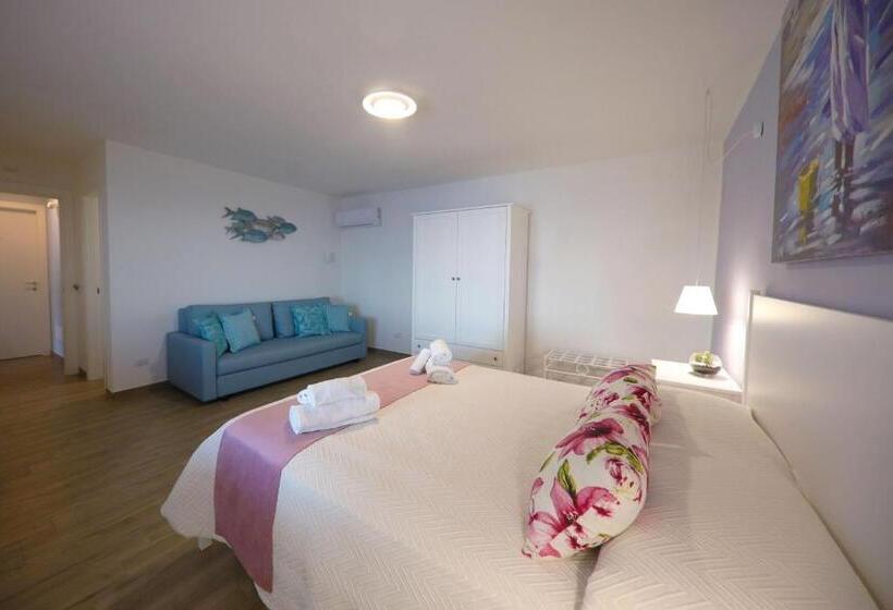 オーシャンビューデラックスルームバルコニー付き, Skyview Cefalù