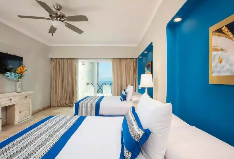 استودیو استاندارد با بالکن, Blue Chairs Beachfront Resort Puerto Vallarta - Adults Only