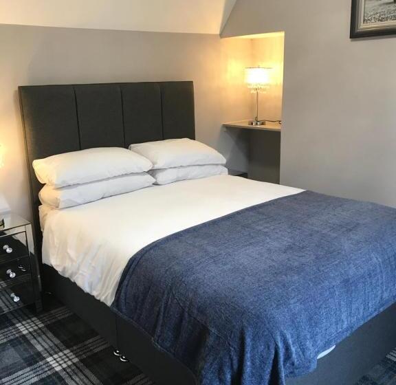 اتاق استاندارد, Campfield House