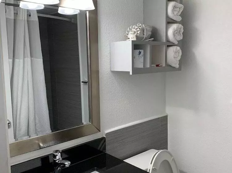 デラックススタジオ, Arya Blu Inn And Suites
