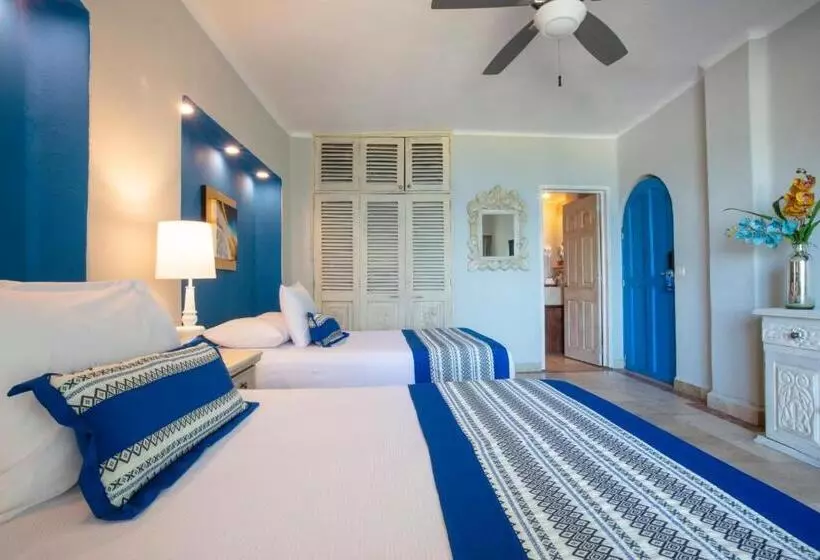 اتاق سوپریور با چشم‌انداز دریا, Blue Chairs Beachfront Resort Puerto Vallarta - Adults Only