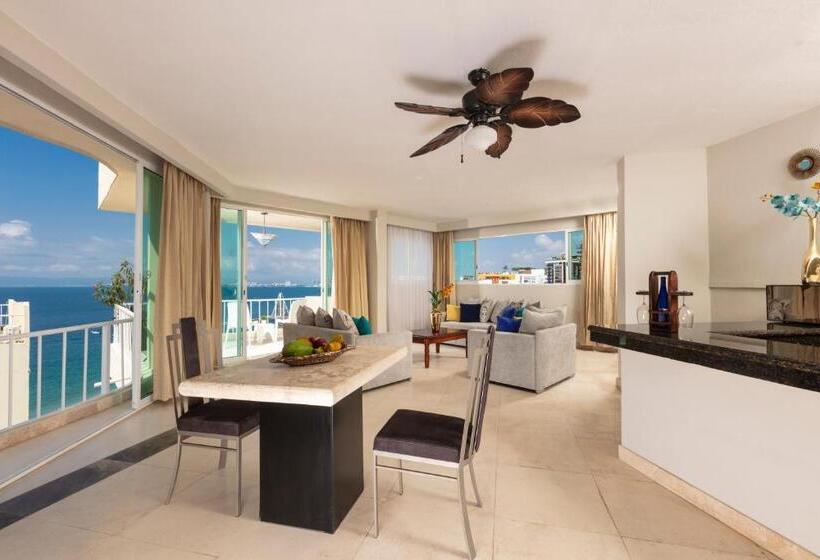 Master Suite, Blue Chairs Resort by The Sea - Adults Only