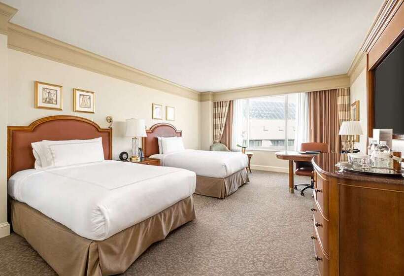 Quarto Superior, Conrad Indianapolis