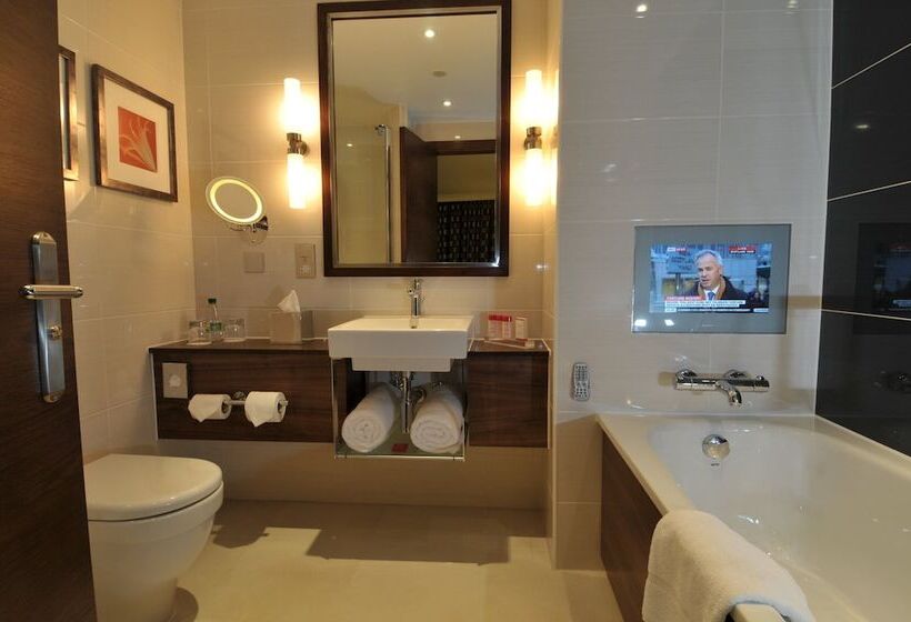 Номер Премиум, Crowne Plaza London   Gatwick Airport, An Ihg
