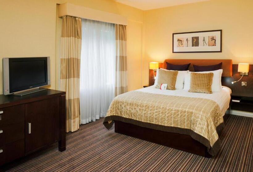 Номер Стандарт, Crowne Plaza London Gatwick Airport, An Ihg
