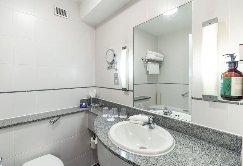 Номер Стандарт, Crowne Plaza London   Gatwick Airport, An Ihg