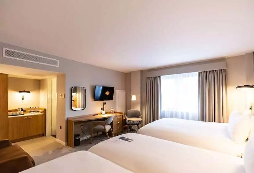 プレミアムルーム, Crowne Plaza London   Gatwick Airport, An Ihg