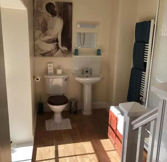 اتاق لوکس چهار تخته, Cuil An Daraich Guest House