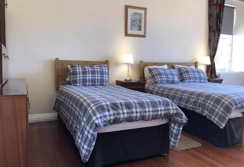 اتاق لوکس چهار تخته, Cuil An Daraich Guest House