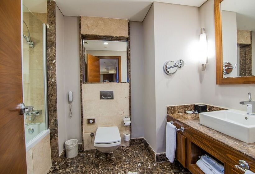 패밀리 룸, Dedeman Konya Hotel Convention Center