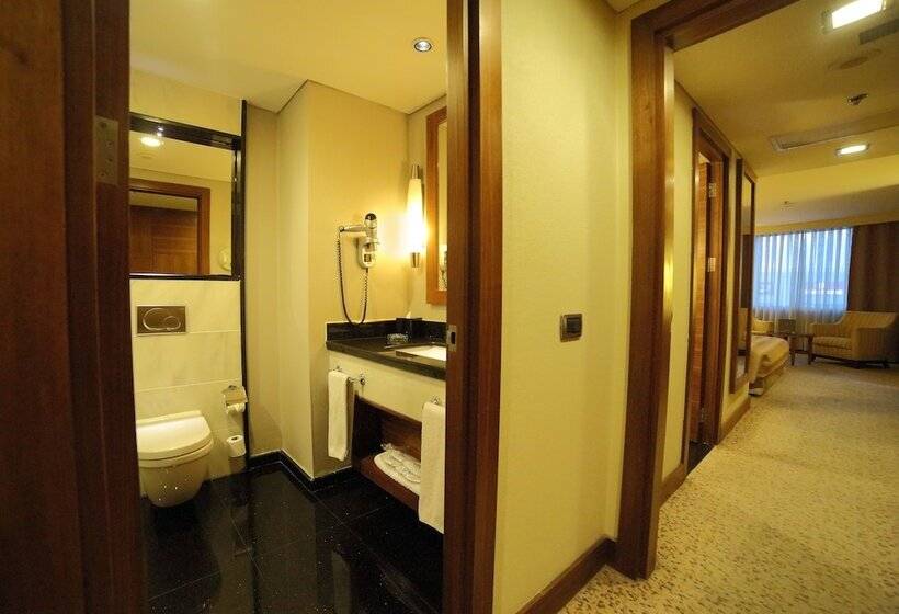 패밀리 룸, Dedeman Konya Hotel Convention Center