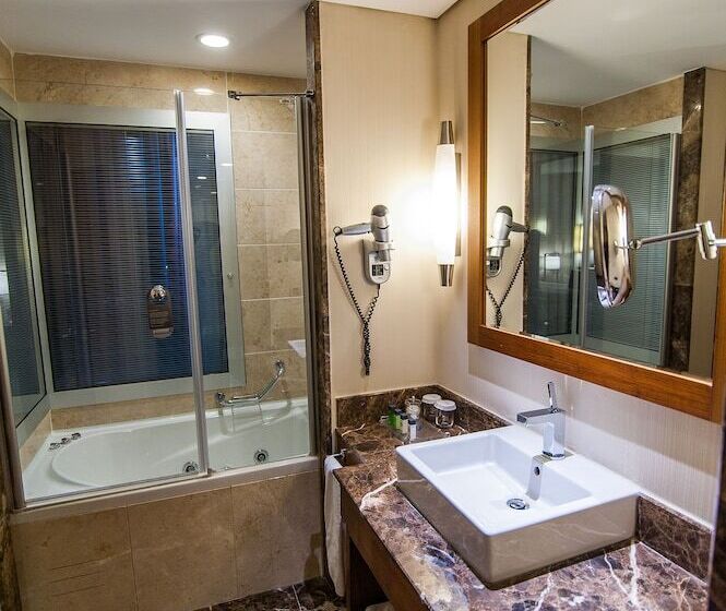 수피리어 룸, Dedeman Konya Hotel Convention Center