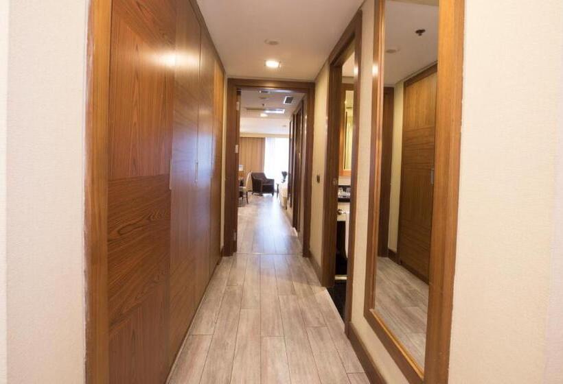 패밀리 룸, Dedeman Konya Hotel Convention Center