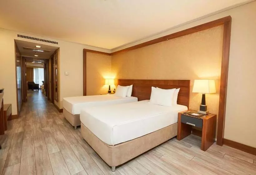 اتاق خانوادگی, Dedeman Konya Hotel Convention Center