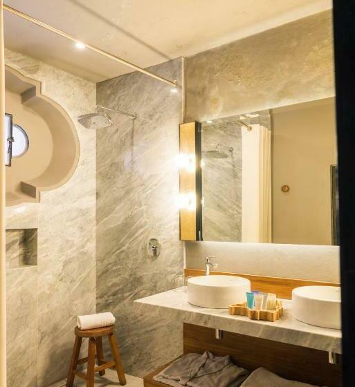 스위트, Dos Casas Hotel & Spa