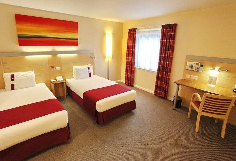 장애인을 위한 스탠다드 룸, Holiday Inn Express Birmingham Redditch, An Ihg