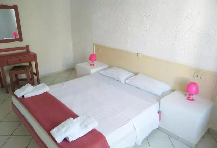 استودیوی استاندارد با چشم‌انداز دریا, Stelva Villas