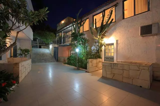 آپارتمان 1 خوابه, Stelva Villas