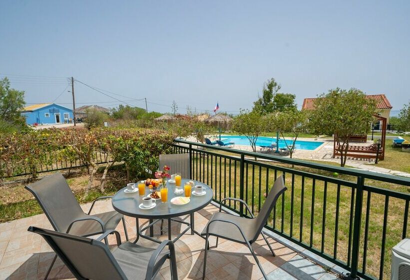 小型套房, Xi Village